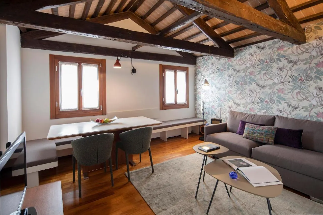 Ca' Della Scimmia - Rialto Bridge, Venice Apartment