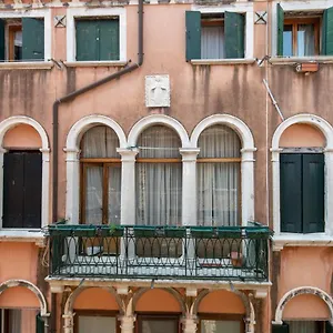 Apartamento San Polo Canal View By Wonderful Italy, Veneza