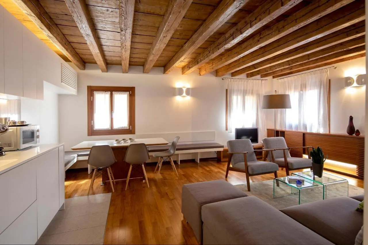 Ca' della Scimmia-The Welcomist in Venezia